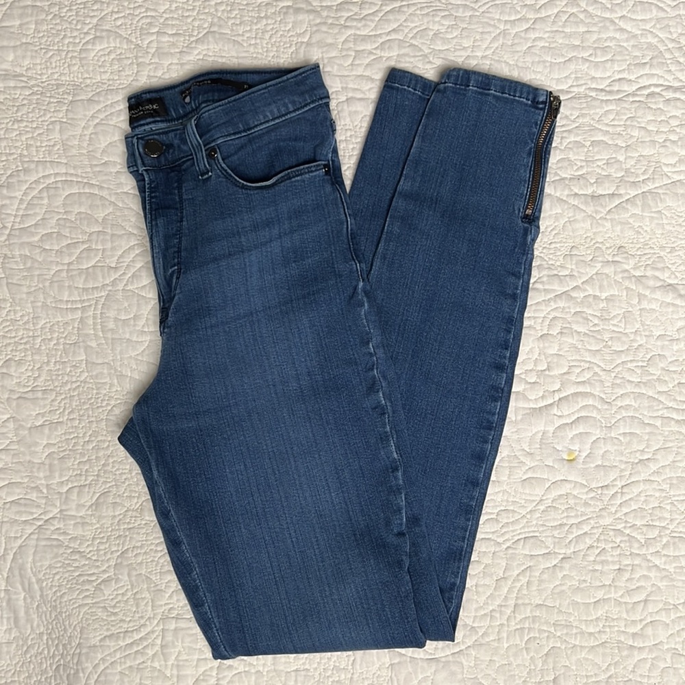 Banana Republic High Rise Legging with Zippered cuff